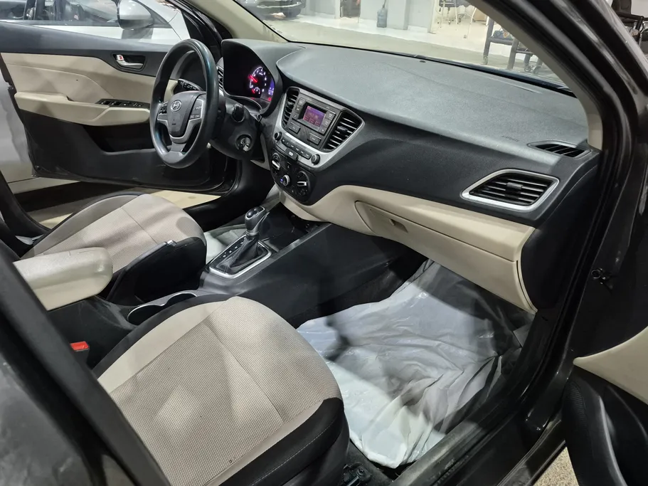 2023 Hyundai Accent Smart 