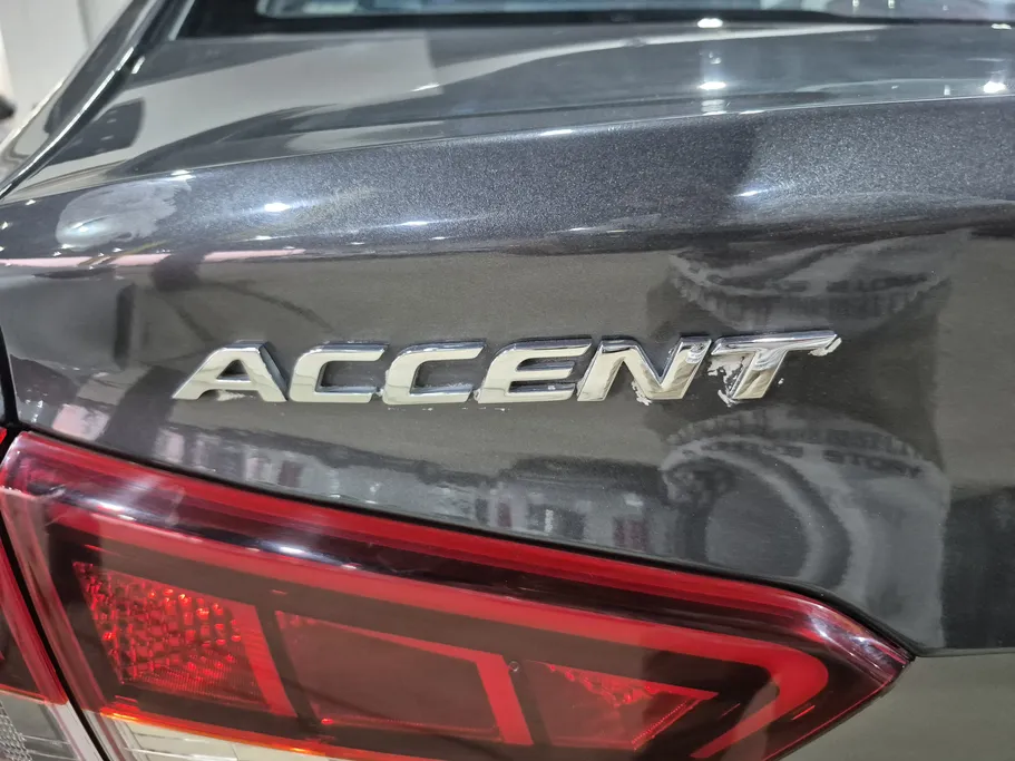 2023 Hyundai Accent Smart 