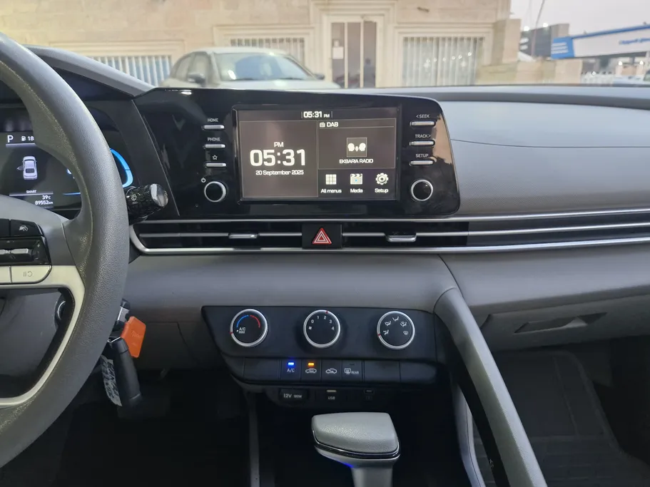 2024 Hyundai Elantra Fleet 