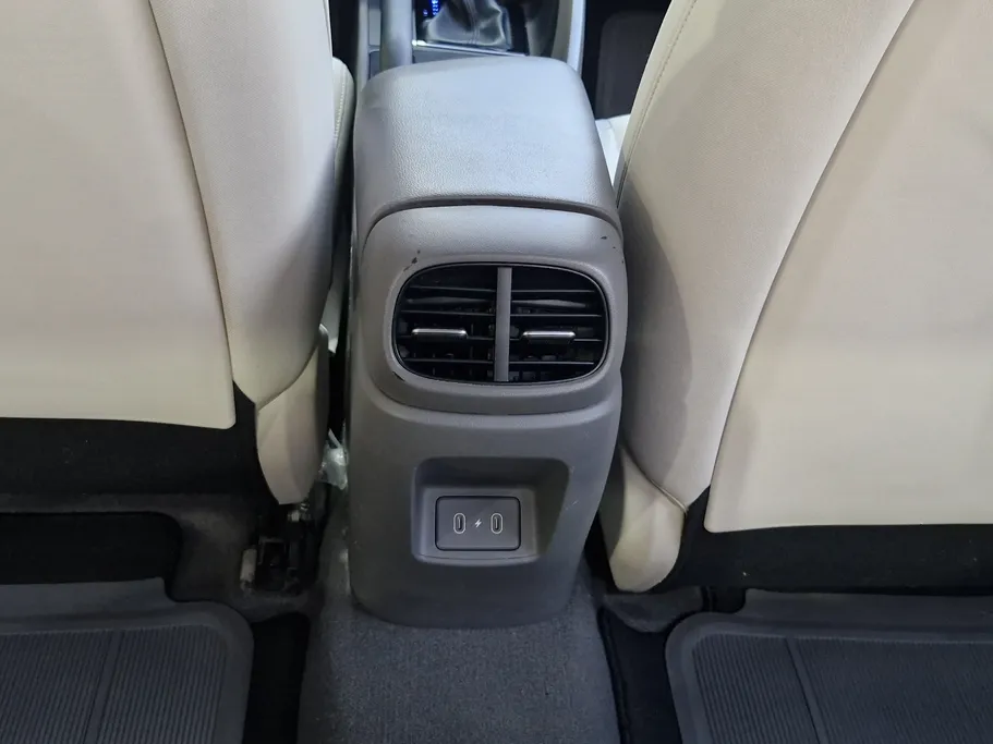2024 Hyundai Elantra Fleet 