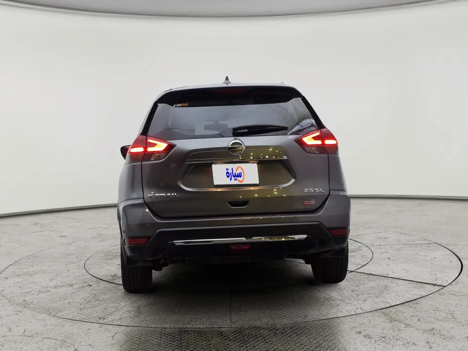 2022 Nissan Xtrail SL 