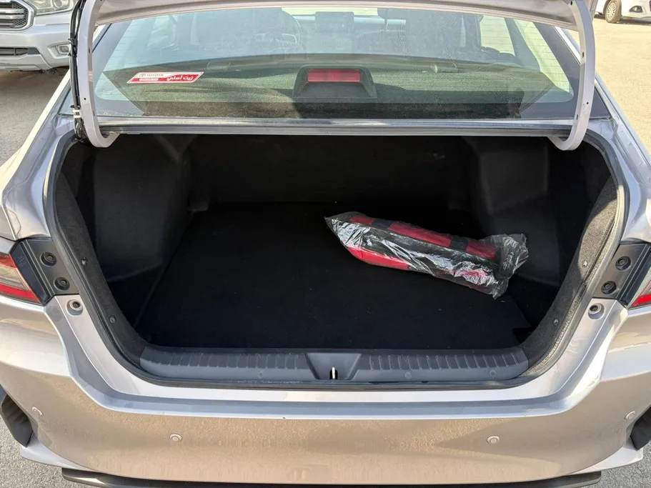2024 Toyota Yaris  Y Plus 