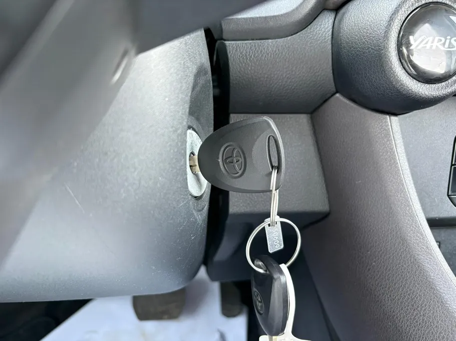 2024 Toyota Yaris  Y Plus 