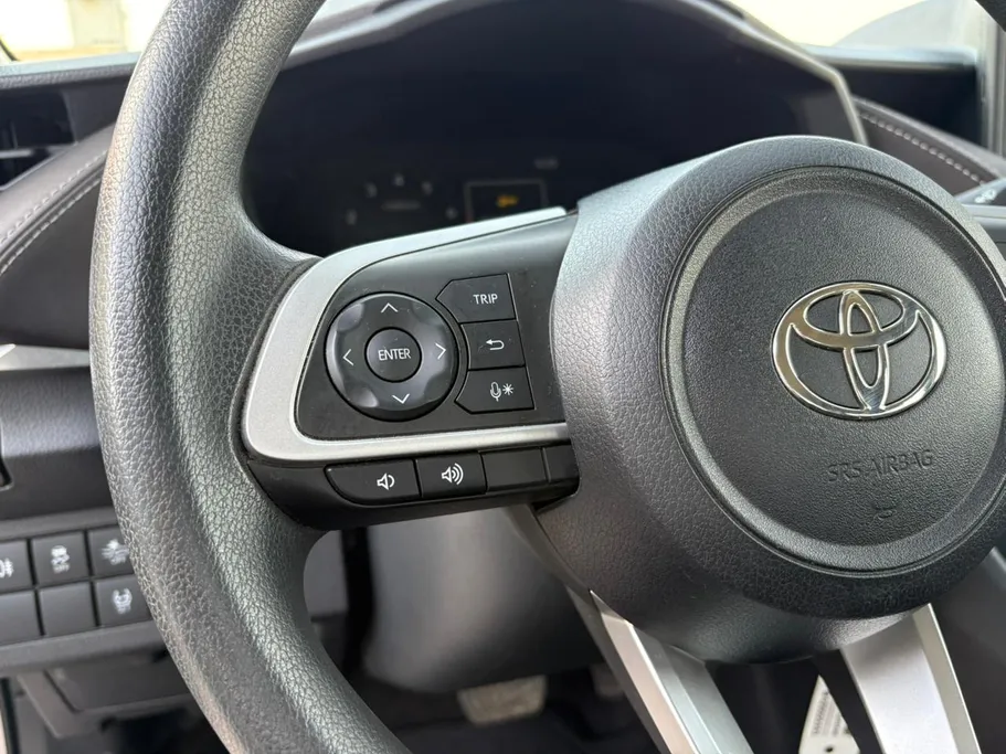 2024 Toyota Yaris  Y Plus 