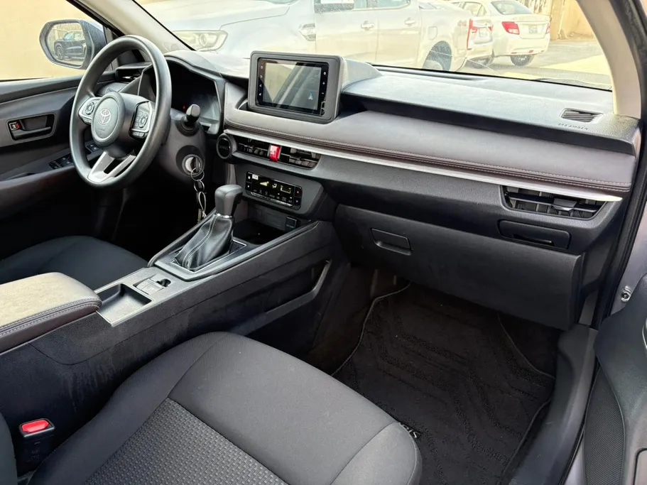 2024 Toyota Yaris  Y Plus 