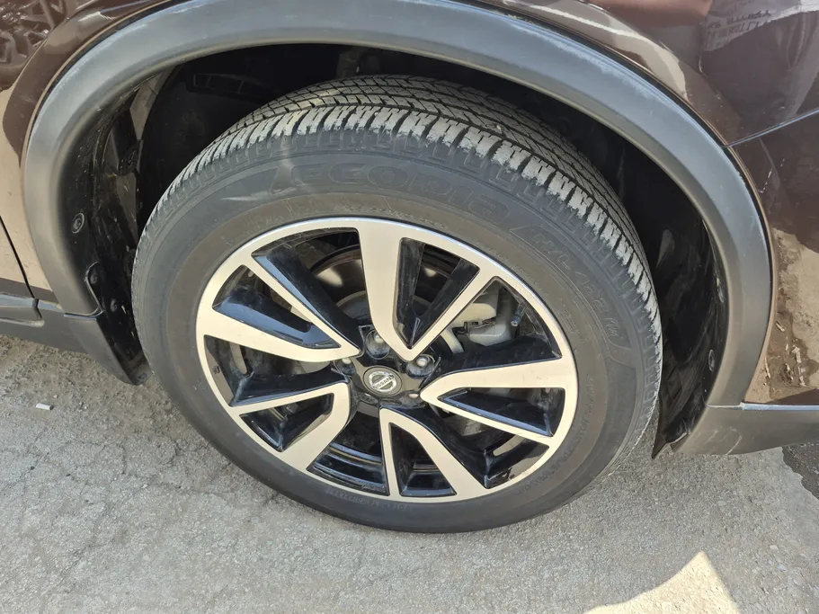 2022 Nissan Xtrail SL 
