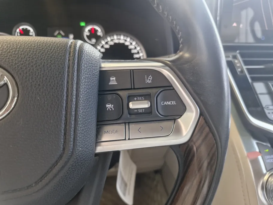 تويوتا لاندكروزر GXR4 2024 