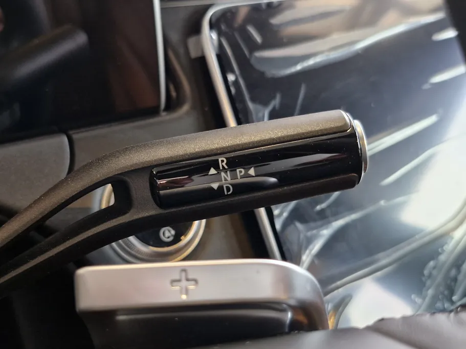 2025 Mercedes E 200 