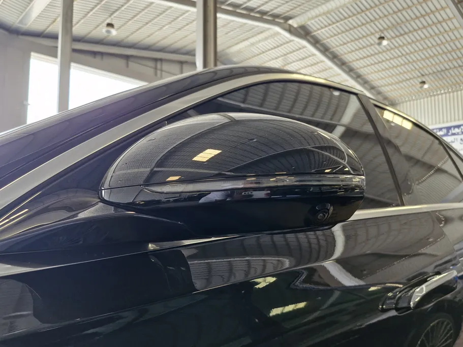 2025 Mercedes E 200 