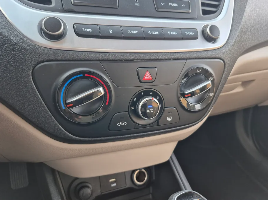2023 Hyundai Accent Smart 