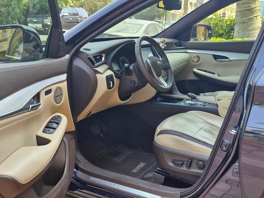 انفنتي QX50 لوكس ستايل 2020 