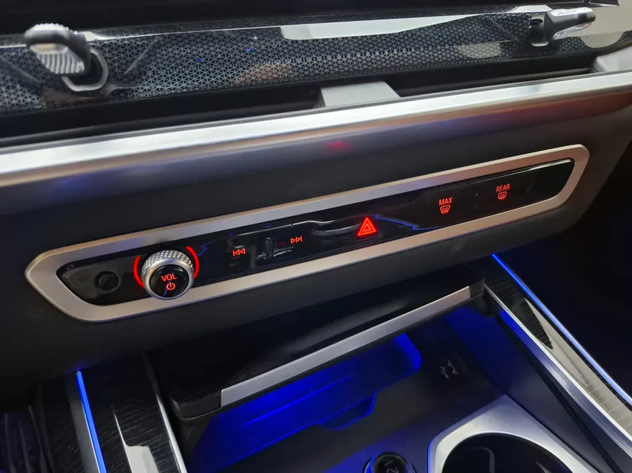 بي ام دبليو الفئة اكس 7 xDrive 40i	 2023 
