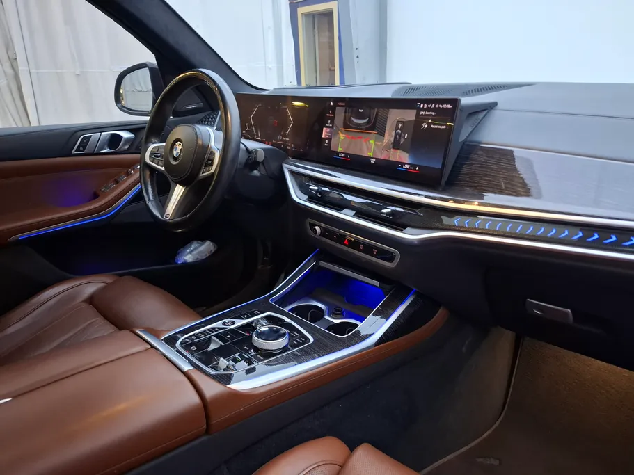 بي ام دبليو الفئة اكس 7 xDrive 40i	 2023 
