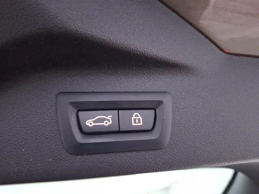 بي ام دبليو الفئة اكس 7 xDrive 40i	 2023 