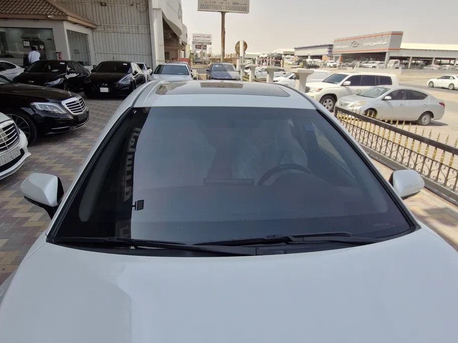 تويوتا كامري GLE HEV  2024 