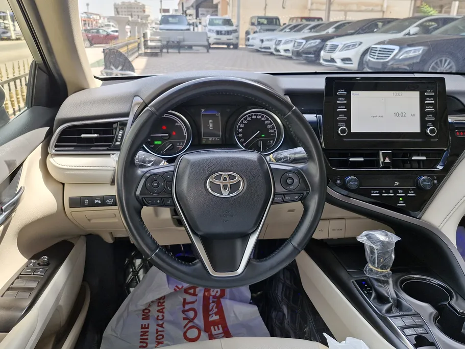 تويوتا كامري GLE HEV  2024 