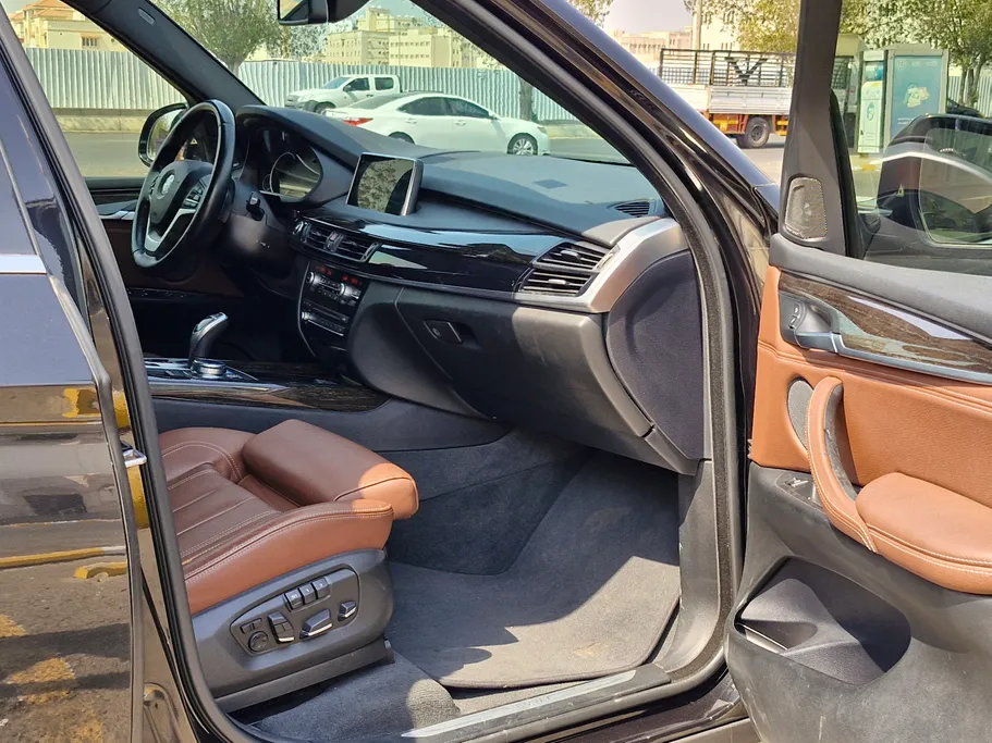 بي ام دبليو الفئة اكس 5 xDrive 35i 2018 