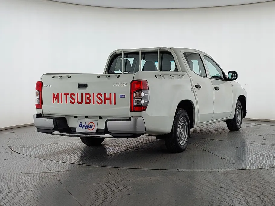 2022 Mitsubishi L200 DC 4x2 