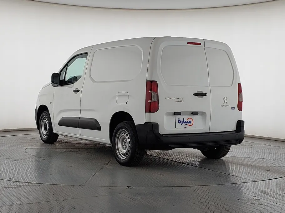 بيجو بارتنر Short van 2022 