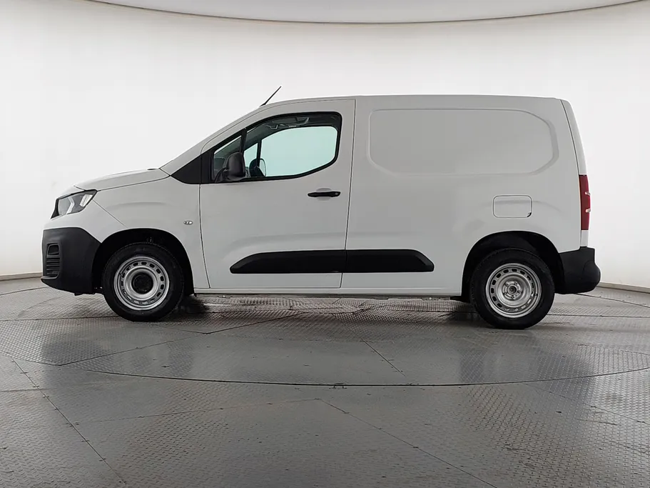 بيجو بارتنر Short van 2022 