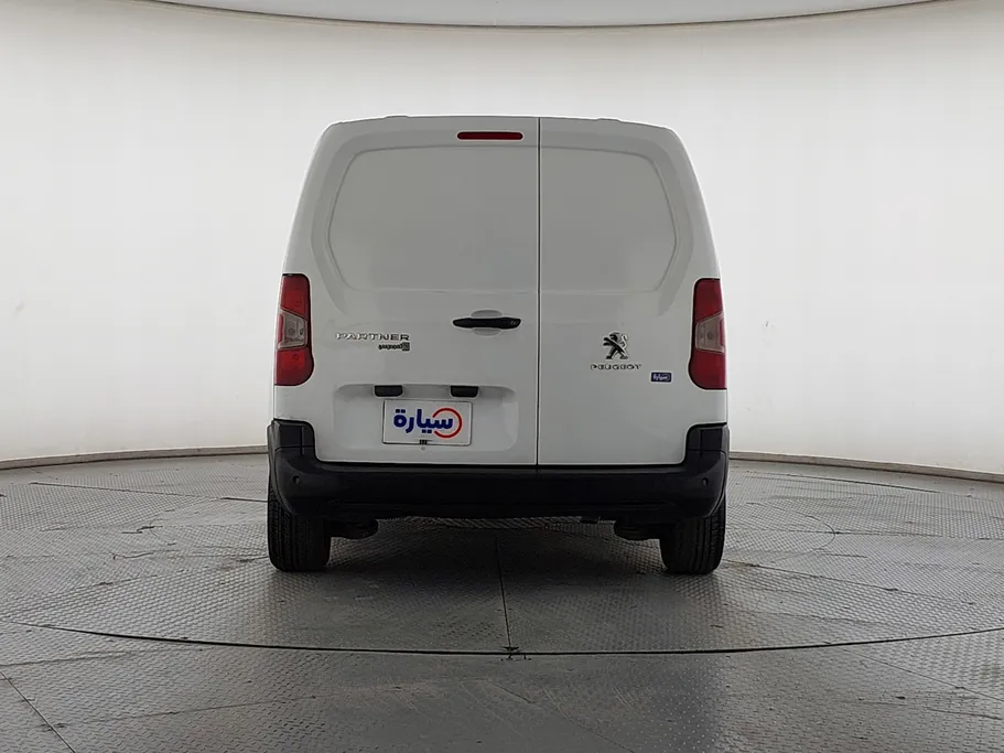 بيجو بارتنر Short van 2022 
