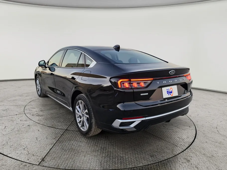 فورد تورس ترند الإصدار الجديد 2023 