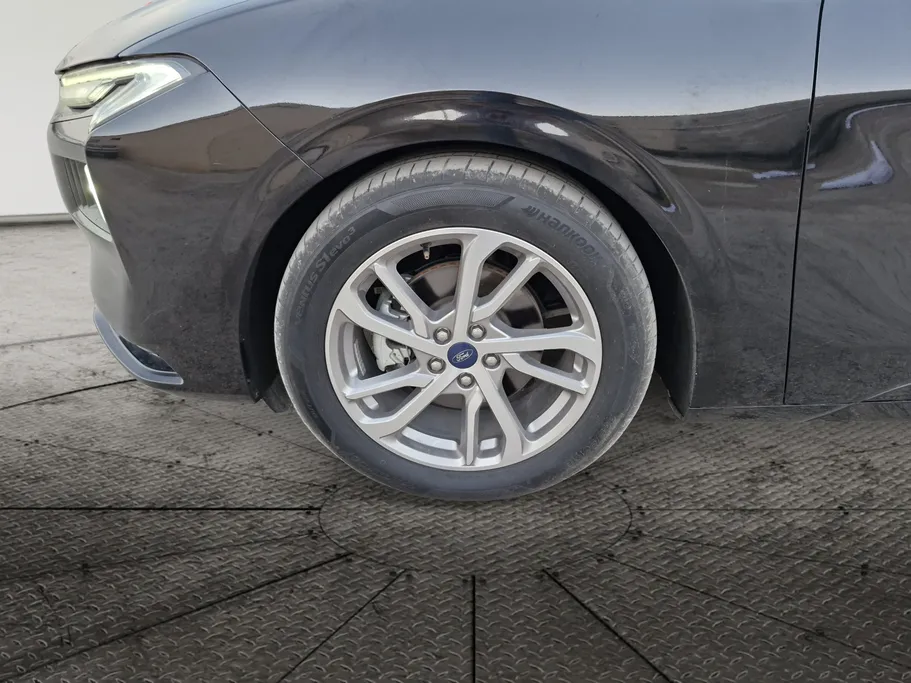 فورد تورس ترند الإصدار الجديد 2023 