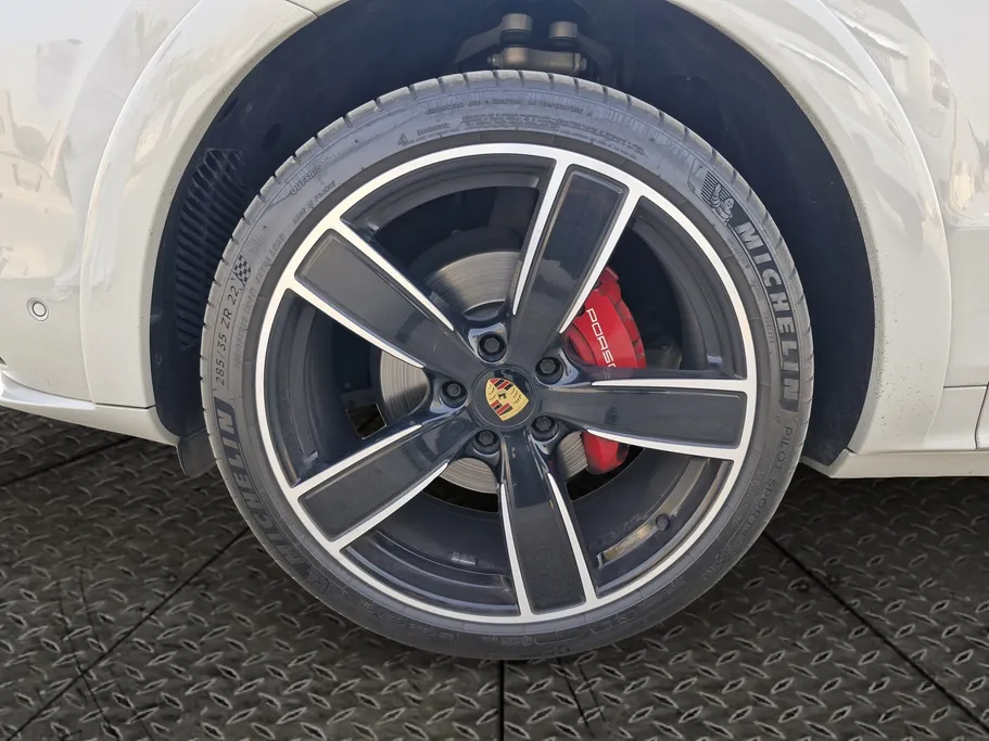 2022 Porsche Cayenne Coupe 