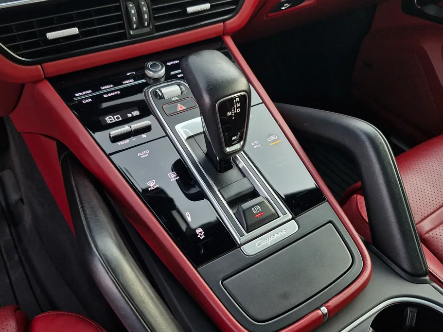 2022 Porsche Cayenne Coupe 
