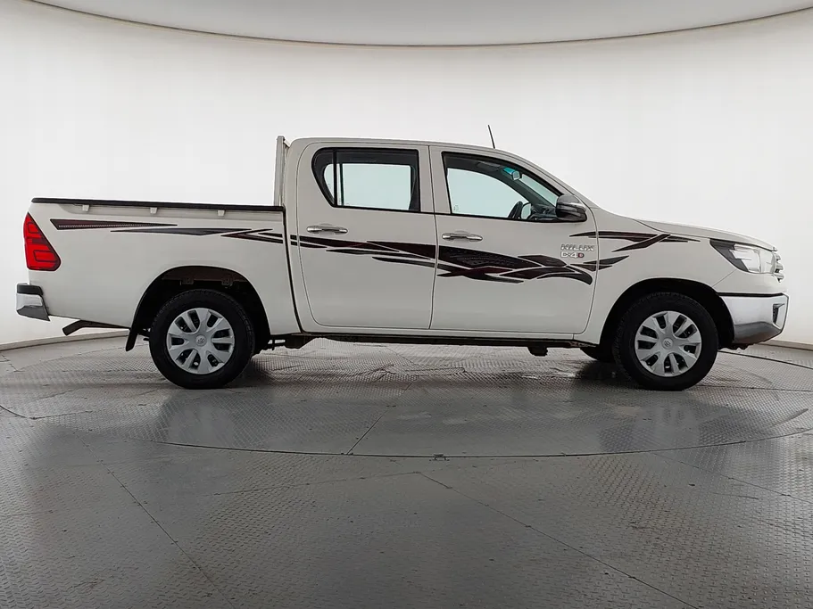 تويوتا هايلكس DC 4x2 Diesel 2022 