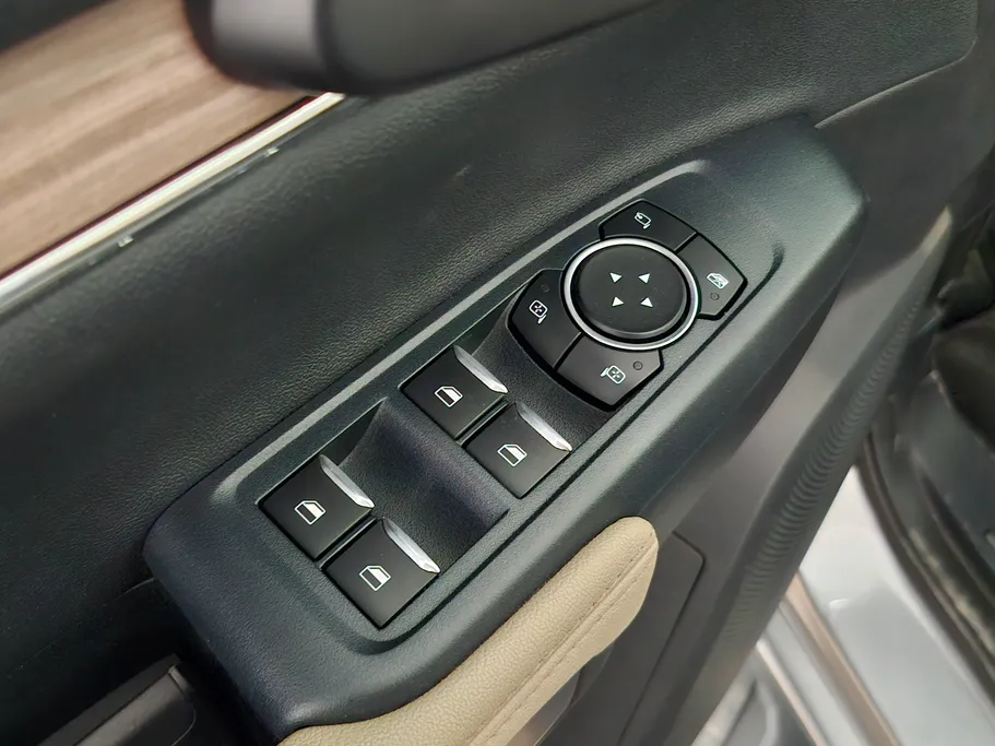 2024 Ford Everest XLT 