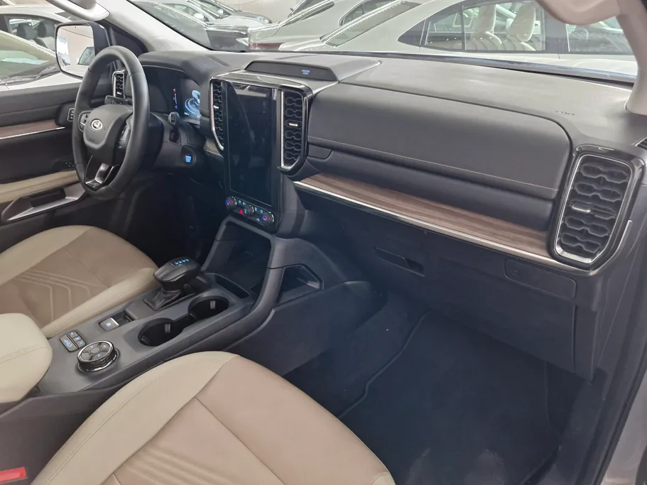 2024 Ford Everest XLT 