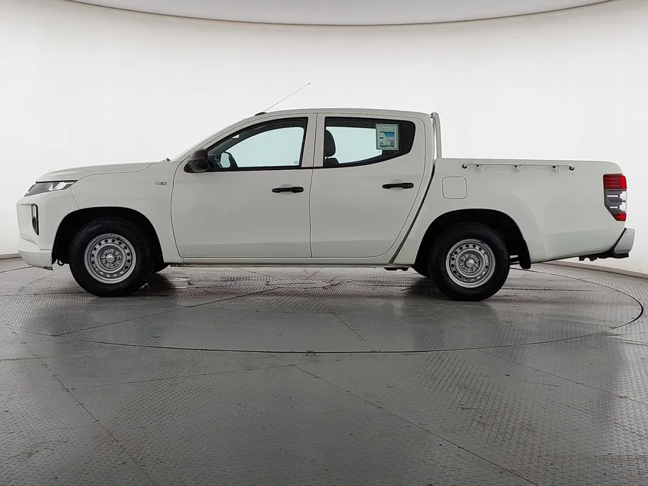 2022 Mitsubishi L200 DC 4x2 