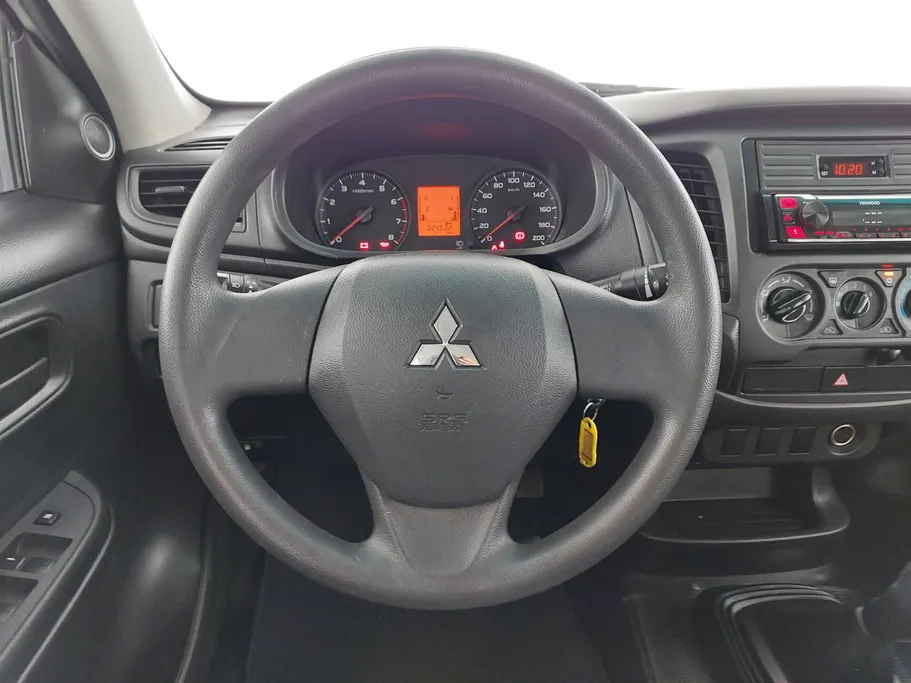 2022 Mitsubishi L200 DC 4x2 