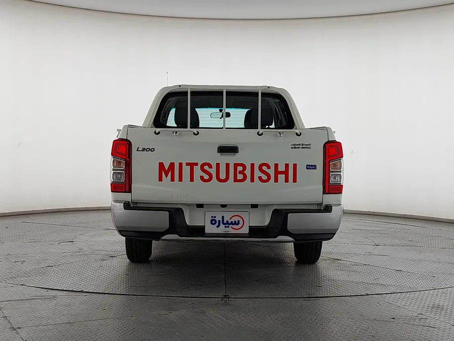 2022 Mitsubishi L200 DC 4x2 