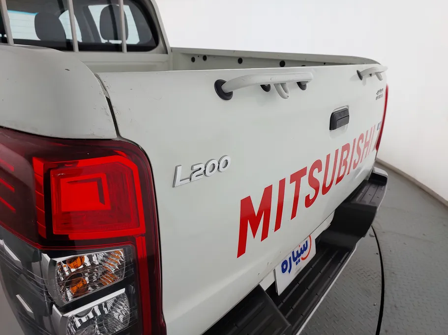 2022 Mitsubishi L200 DC 4x2 
