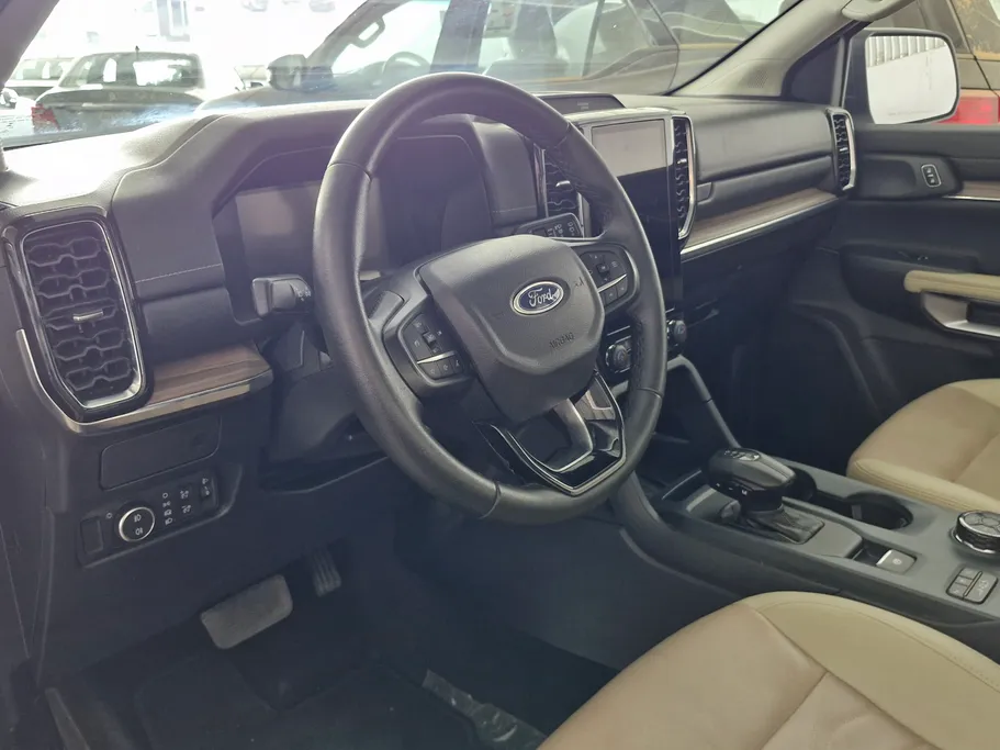 2024 Ford Everest XLT 