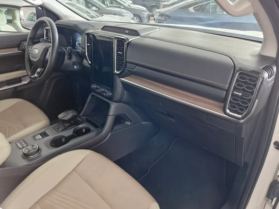 2024 Ford Everest XLT 