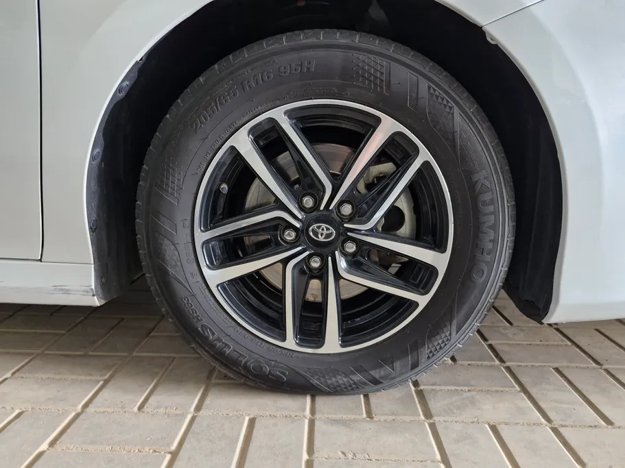 2023 Toyota Camry  LE 