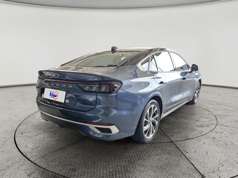 2023 Ford Taurus Titanium 