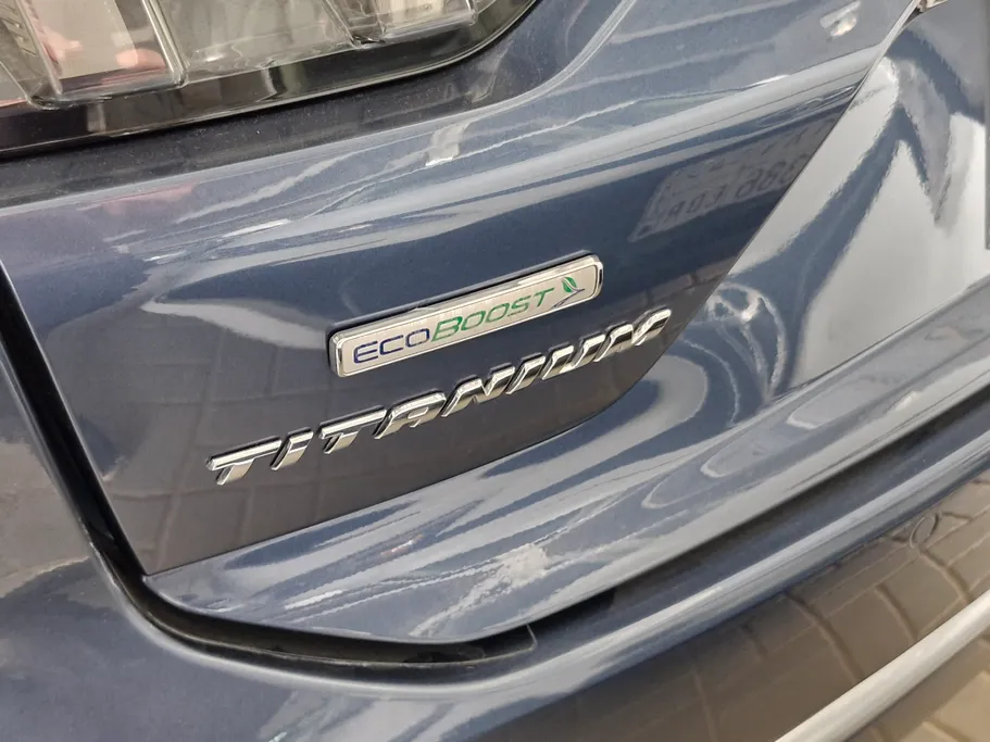 2023 Ford Taurus Titanium 
