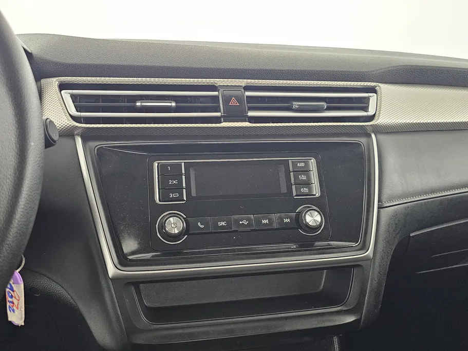 2023 MG 5 STD 
