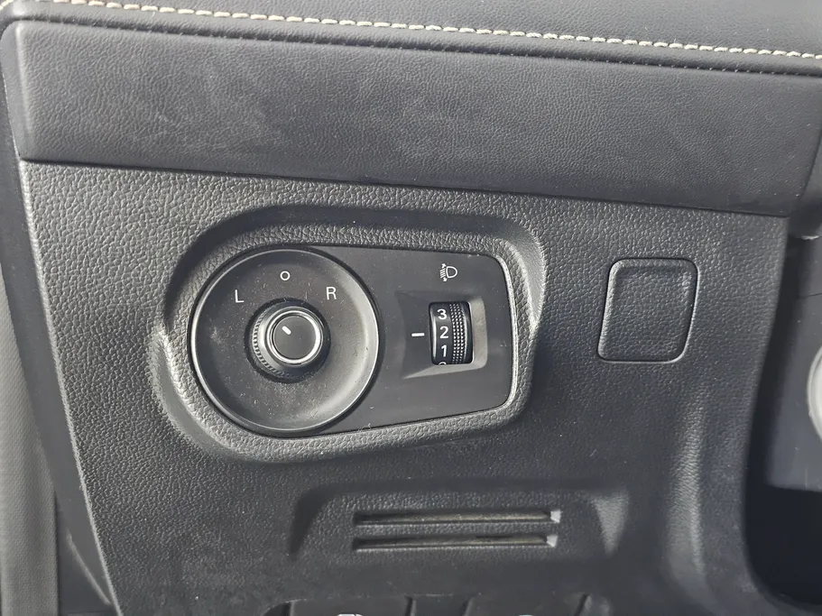 2023 MG 5 STD 