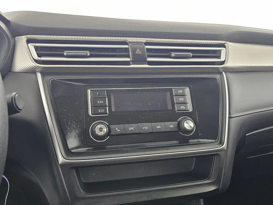 2023 MG 5 STD 