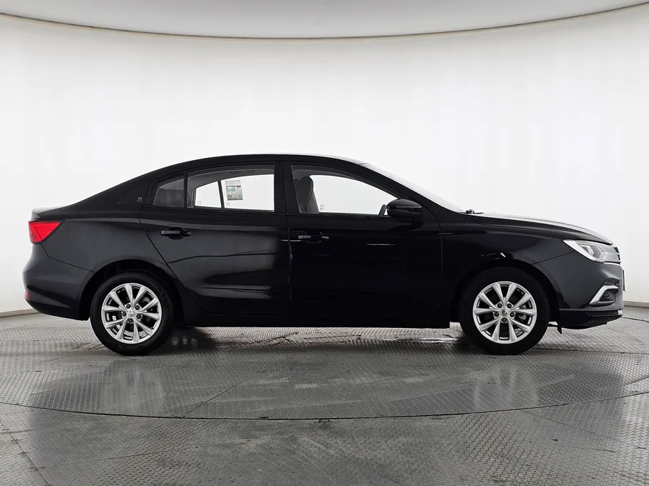 2023 MG 5 STD 