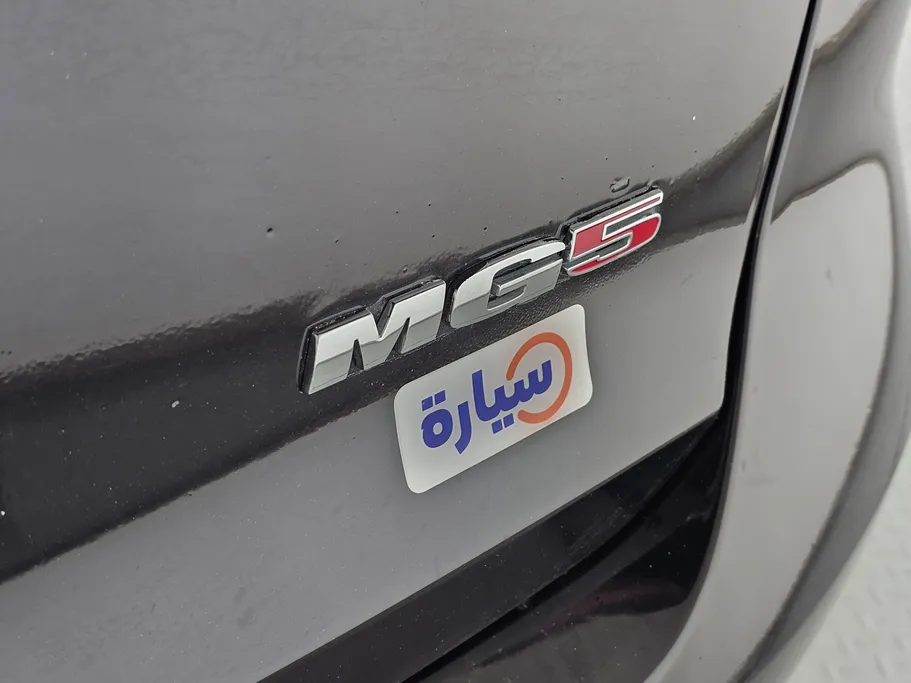 2023 MG 5 STD 