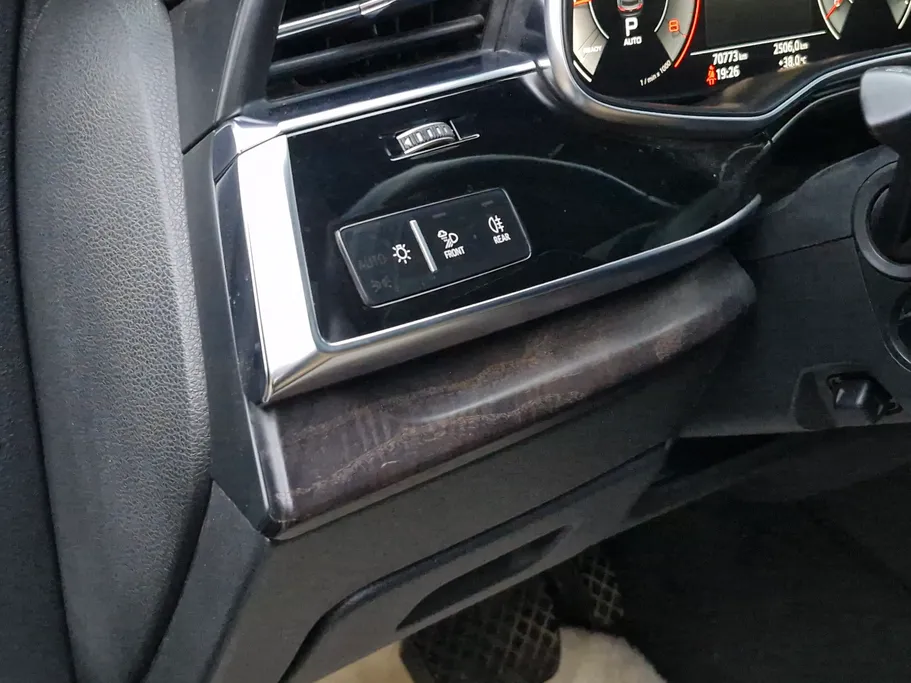 2019 Audi Q8  55 TFSI quattro 