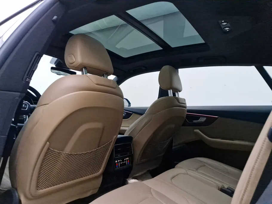 2019 Audi Q8  55 TFSI quattro 