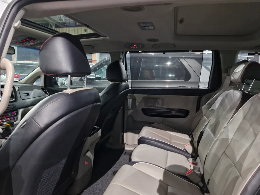 2020 Kia Carnival GRAND 