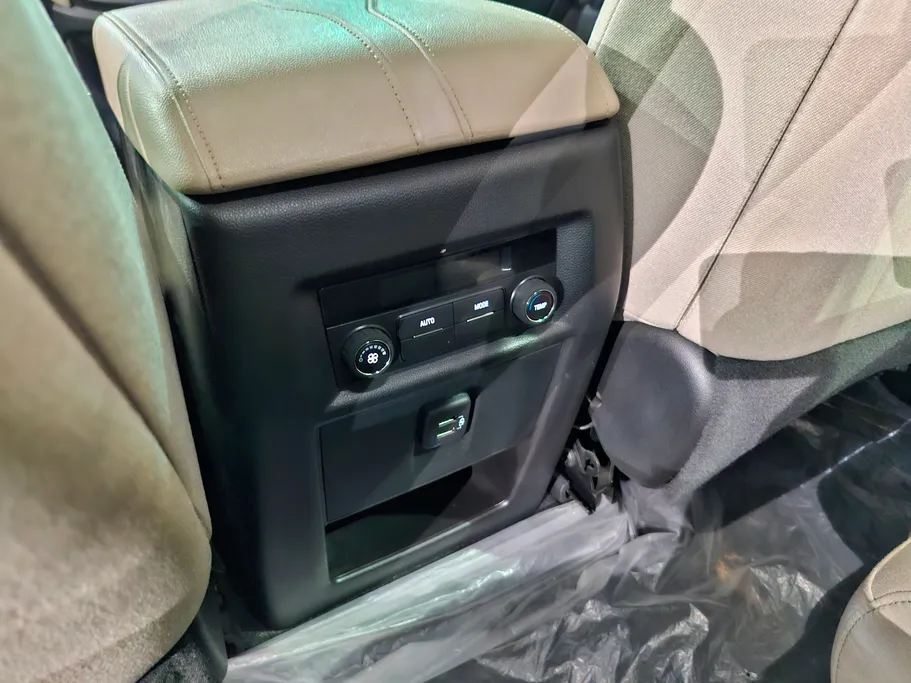 شفروليه ترافرس LS 2023 